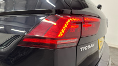 Volkswagen Tiguan 2.0 TDi 150 R-Line 5dr DSG Diesel Estate